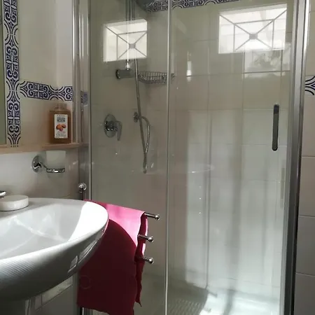 Lem Lem Bed and Breakfast 3*