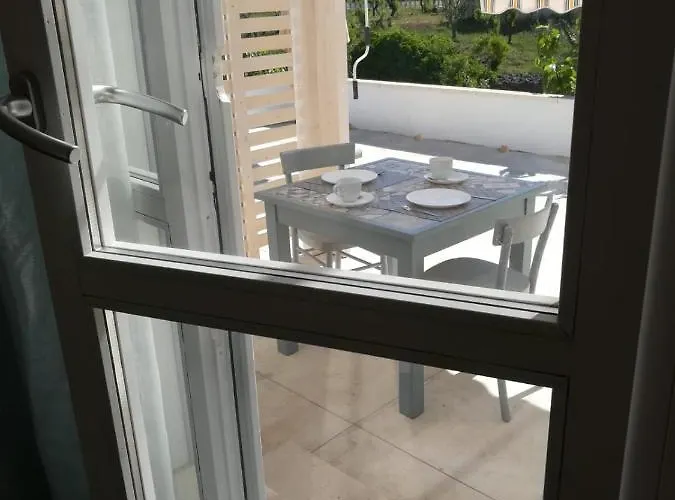 Couette-café Lem Lem 3*